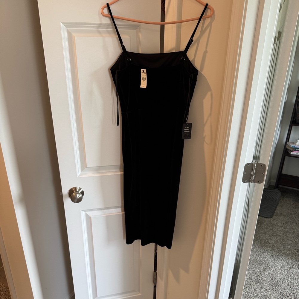 Express NWT Black Velvet Dress with Slit - Picture 4 of 6